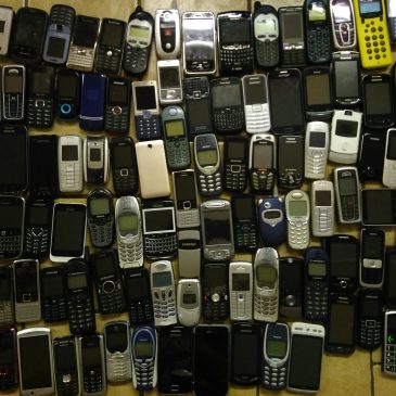 130 alte Handys in der Pfarrei St. Martin gesammelt