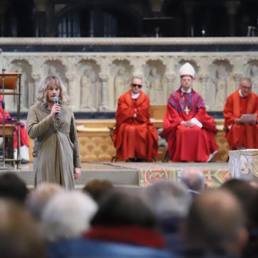 Heilig-Rock-Tage: Weihbischof Brahm feiert Pontifikalamt mit queeren Menschen